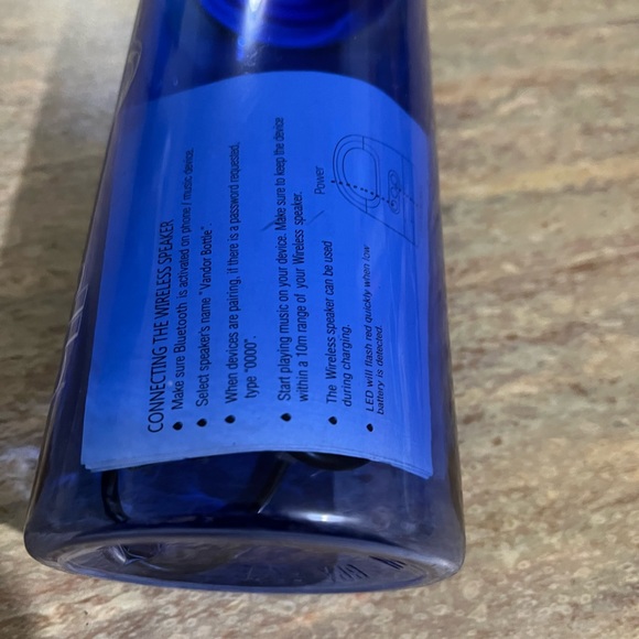 NWT 16 oz Triton Star Wars bottle w/ wireless speaker - Picture 7 of 13